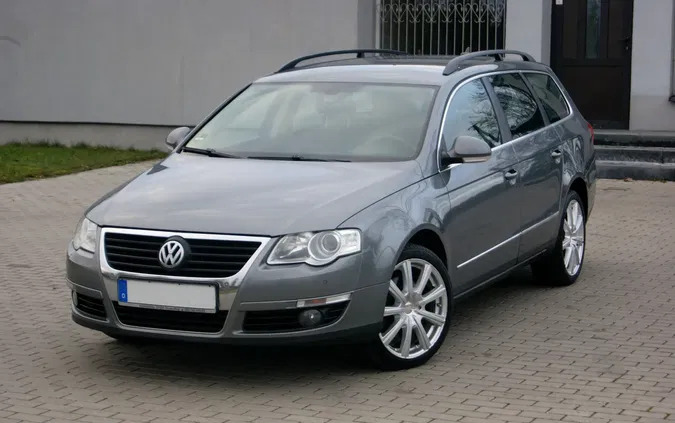 mazowieckie Volkswagen Passat cena 13990 przebieg: 279000, rok produkcji 2007 z Węgrów